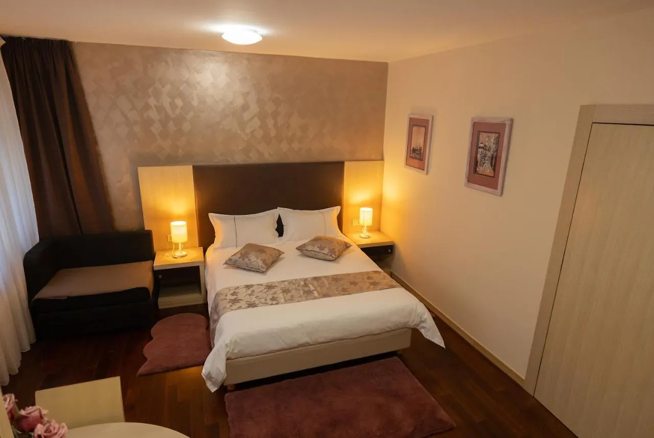 Scallop Rooms Self Check-In 4*, Zadar Croatia