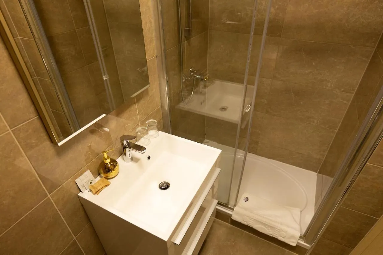 Scallop Rooms Self Check-In krevet i doručak Zadar