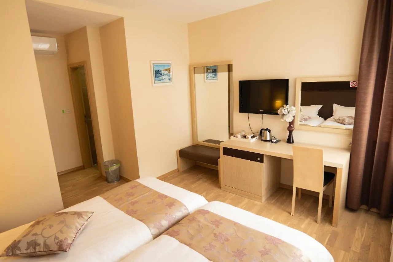 Scallop Rooms Self Check-In 4*, Zadar Croatia